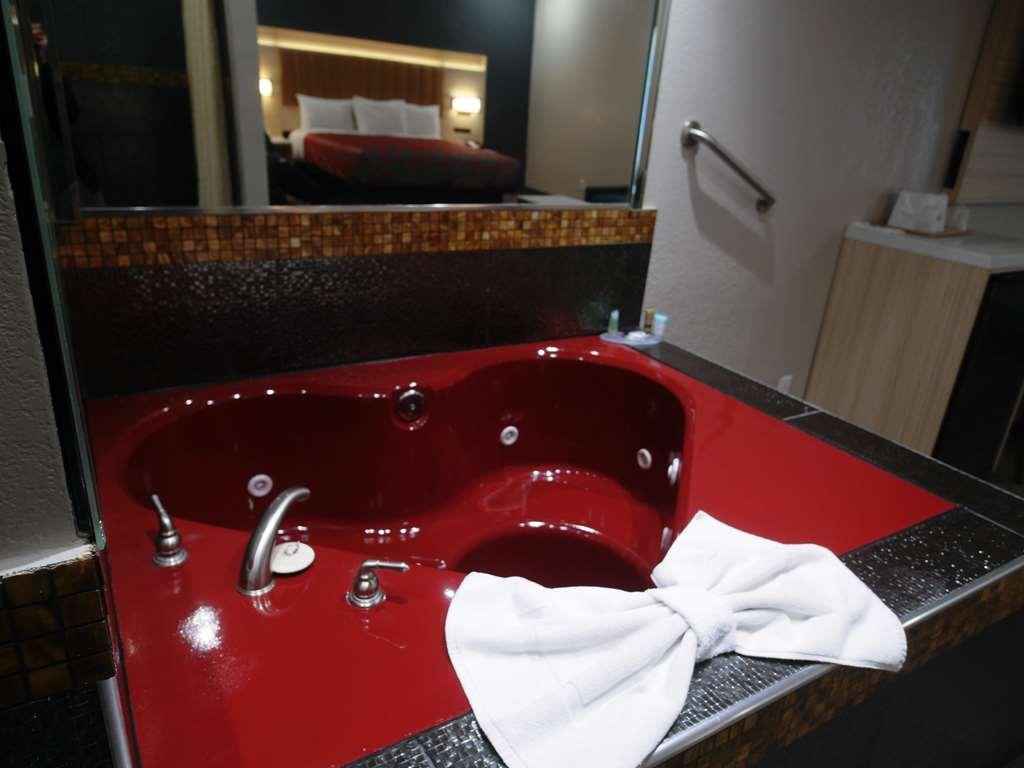 Americas Best Value Inn-Rialto Chambre photo
