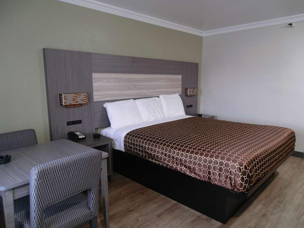 Americas Best Value Inn-Rialto Chambre photo