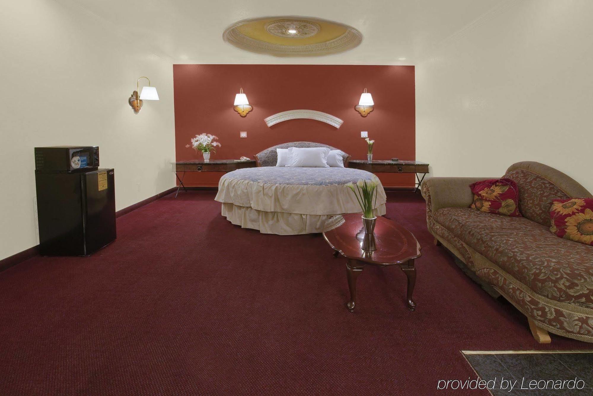 Americas Best Value Inn-Rialto Chambre photo